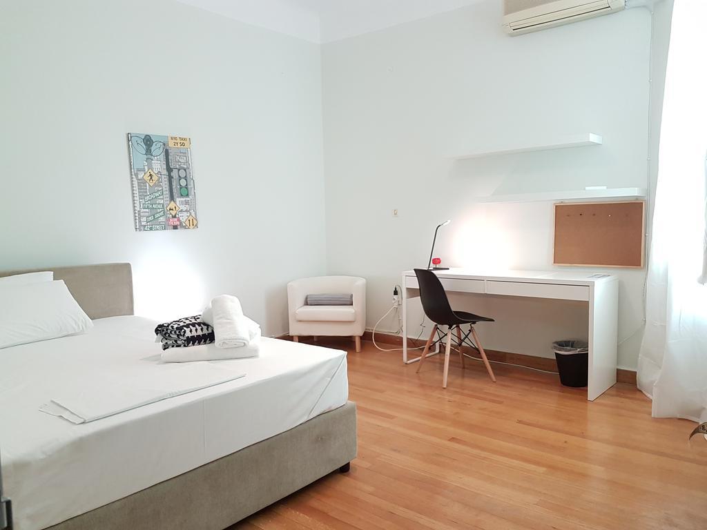Appartement Errathens Pine Red And Taupe - Athens Center Extérieur photo
