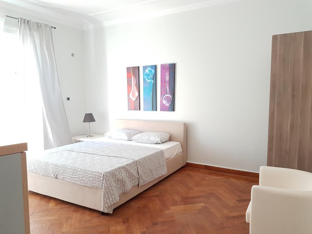 Appartement Errathens Pine Red And Taupe - Athens Center Extérieur photo
